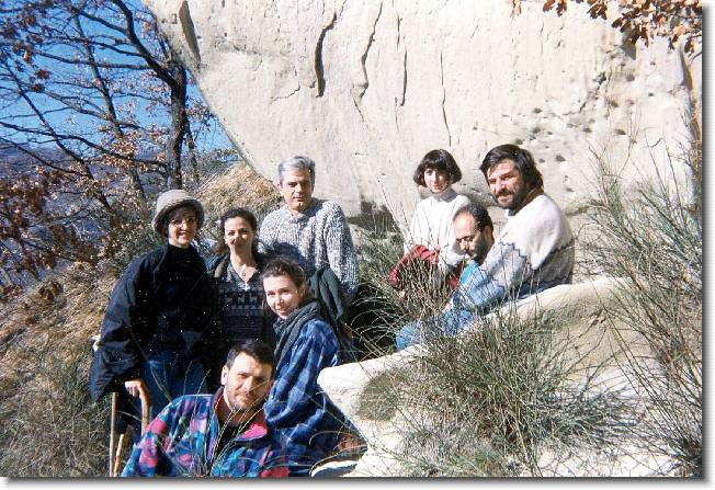 Clicca per scorrere le foto originali ingrandite
