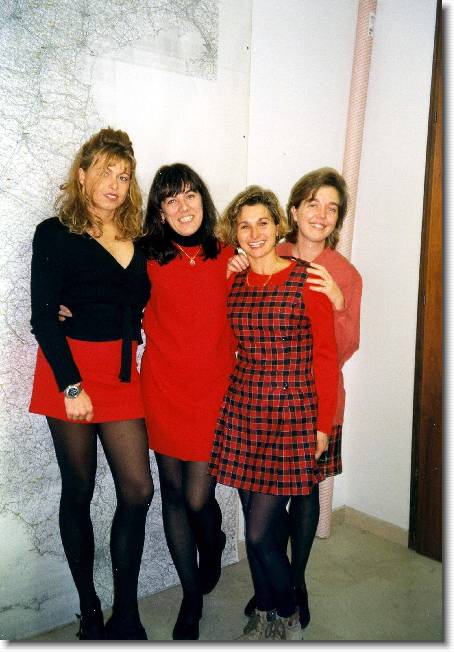 Clicca per scorrere le foto originali ingrandite