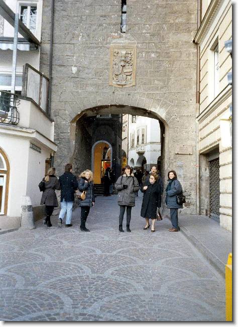 Clicca per scorrere le foto originali ingrandite