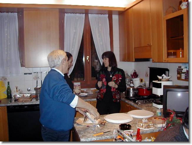 Clicca per scorrere le foto originali ingrandite