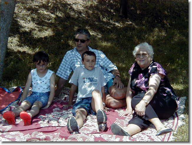 Clicca per scorrere le foto originali ingrandite