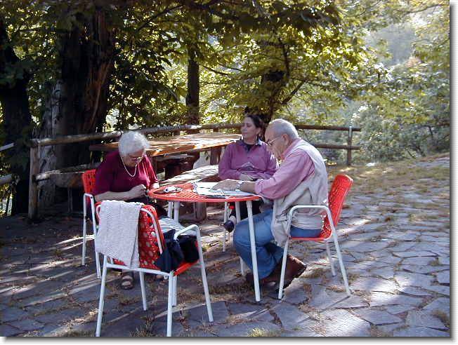 Clicca per scorrere le foto originali ingrandite
