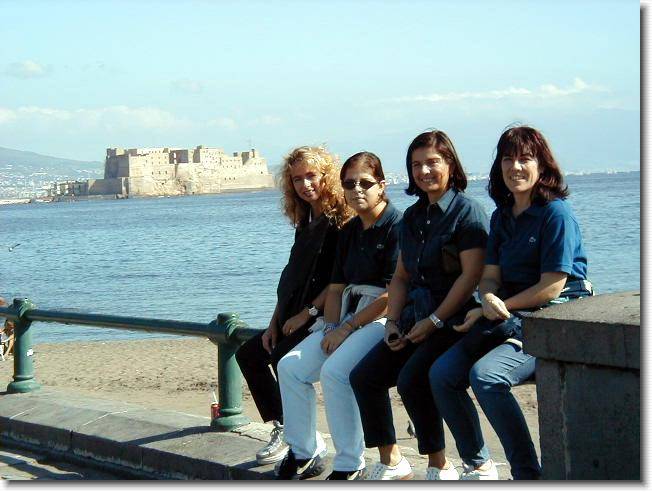 Clicca per scorrere le foto originali ingrandite