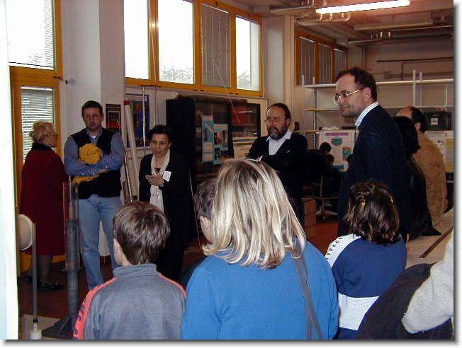 Clicca per scorrere le foto originali ingrandite