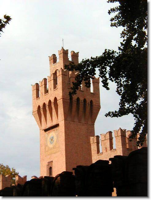Clicca per scorrere le foto originali ingrandite