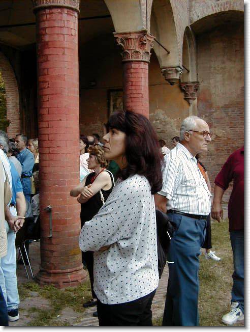 Clicca per scorrere le foto originali ingrandite