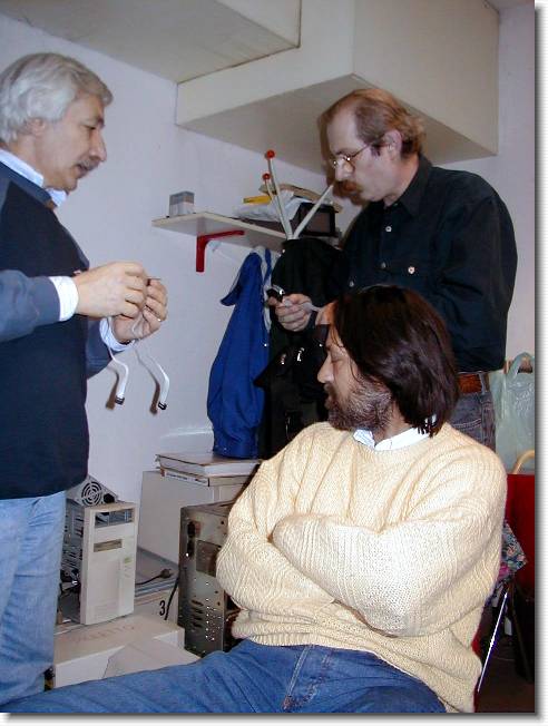 Clicca per scorrere le foto originali ingrandite