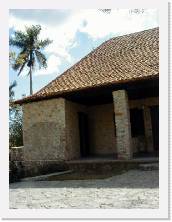 cuba041c * 480 x 640 * (63KB)