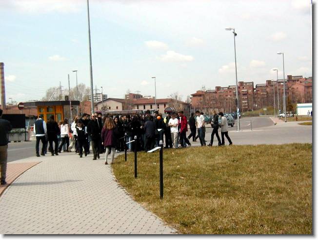 Clicca per scorrere le foto originali ingrandite