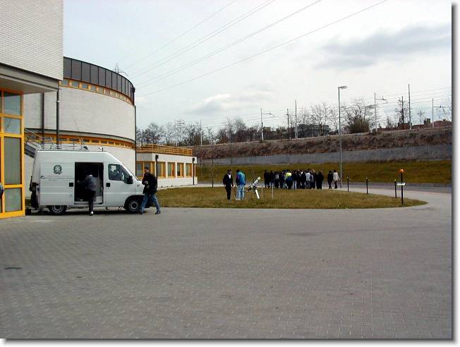 Clicca per scorrere le foto originali ingrandite