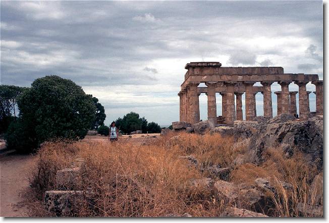 Clicca per scorrere le foto originali ingrandite