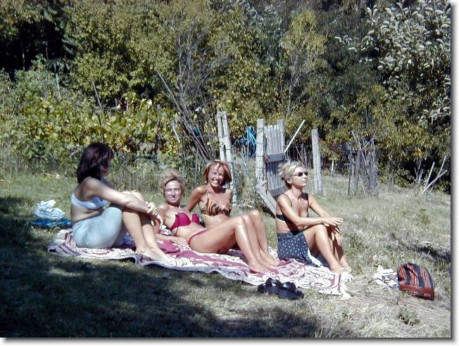 Clicca per scorrere le foto originali ingrandite