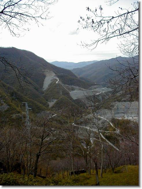 Clicca per scorrere le foto originali ingrandite
