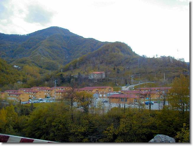 Clicca per scorrere le foto originali ingrandite