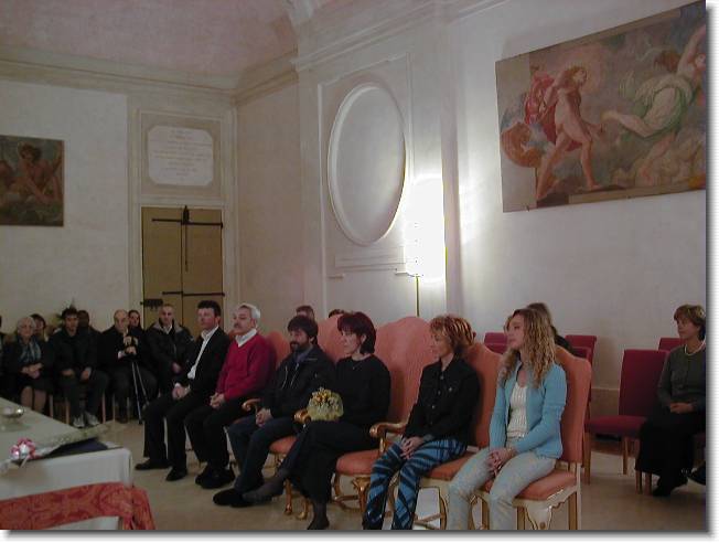 Clicca per scorrere le foto originali ingrandite