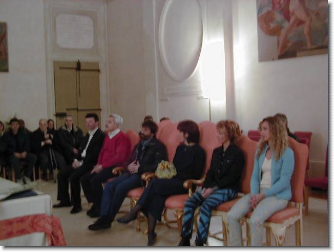 Clicca per scorrere le foto originali ingrandite