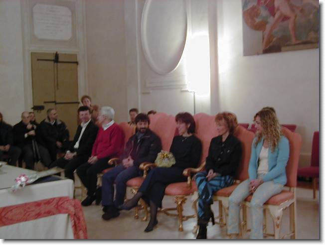 Clicca per scorrere le foto originali ingrandite