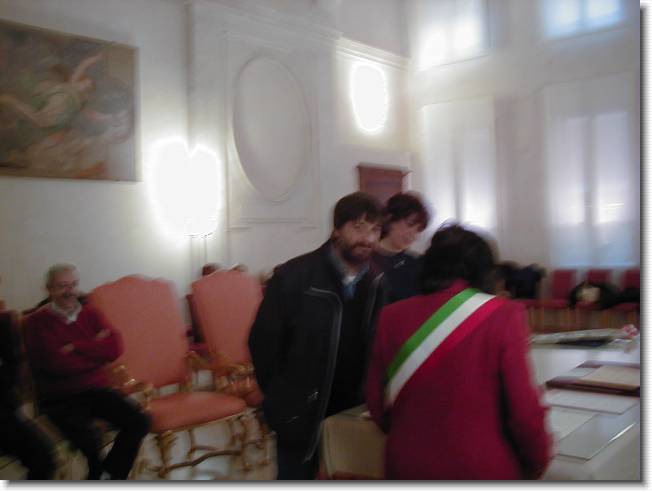 Clicca per scorrere le foto originali ingrandite