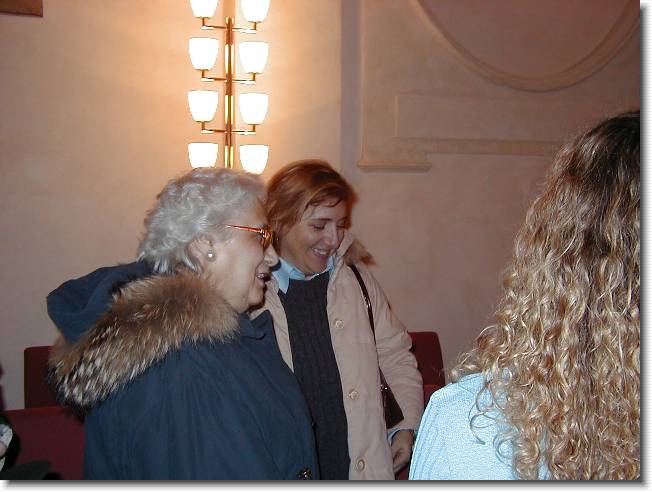 Clicca per scorrere le foto originali ingrandite