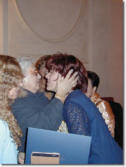 Clicca per scorrere le foto originali ingrandite