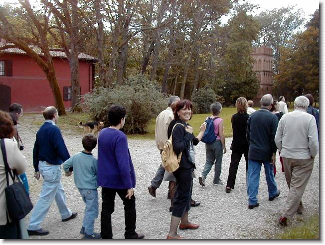 Clicca per scorrere le foto originali ingrandite