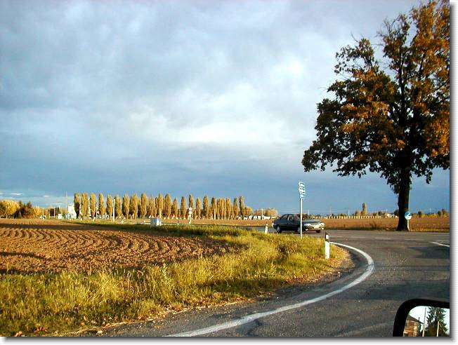 Clicca per scorrere le foto originali ingrandite