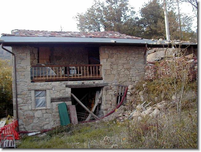 Clicca per scorrere le foto originali ingrandite