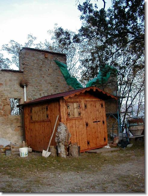 Clicca per scorrere le foto originali ingrandite
