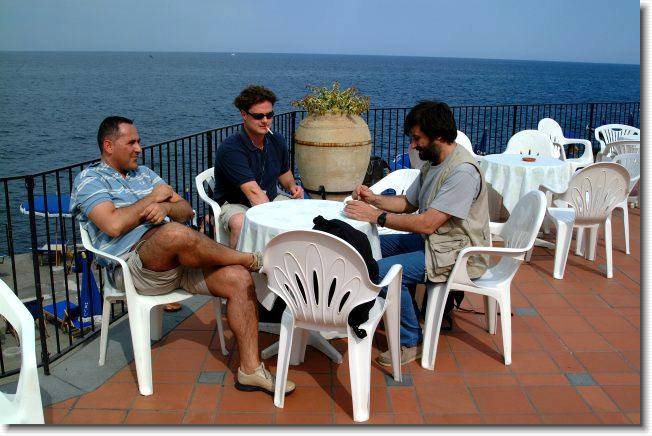 Clicca per scorrere le foto originali ingrandite