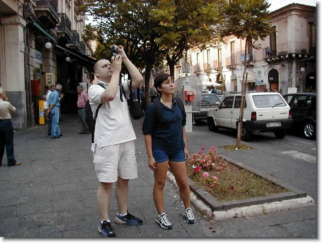Clicca per scorrere le foto originali ingrandite