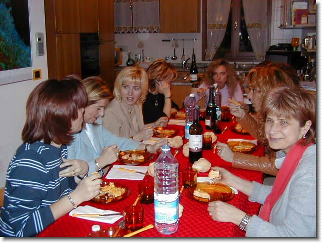 Clicca per scorrere le foto originali ingrandite