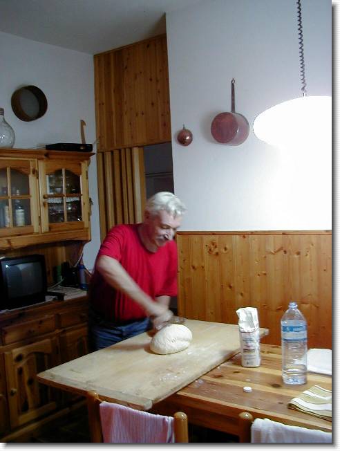 Clicca per scorrere le foto originali ingrandite