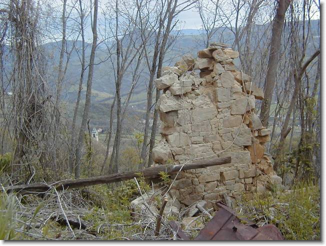 Clicca per scorrere le foto originali ingrandite