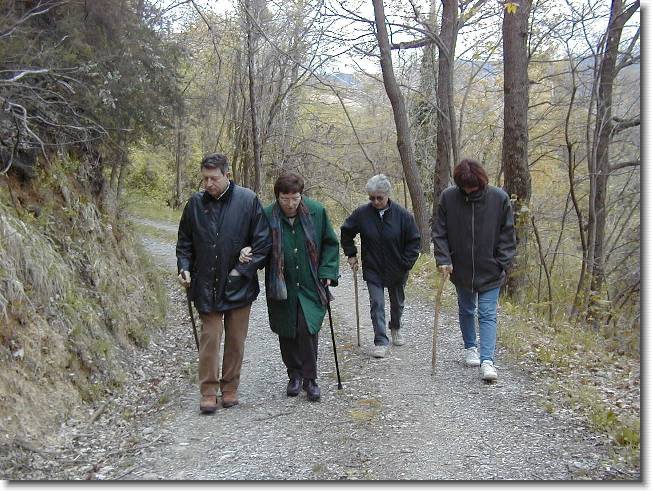 Clicca per scorrere le foto originali ingrandite