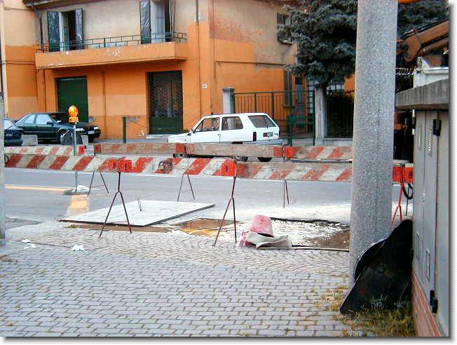 Clicca per scorrere le foto originali ingrandite