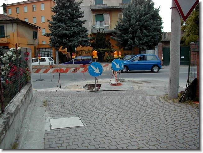 Clicca per scorrere le foto originali ingrandite