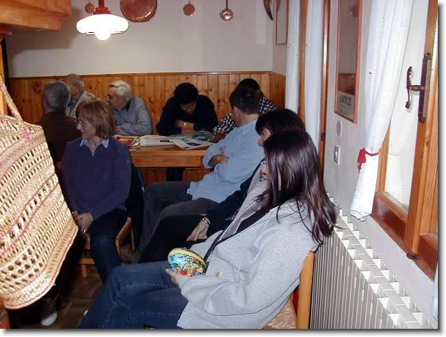 Clicca per scorrere le foto originali ingrandite