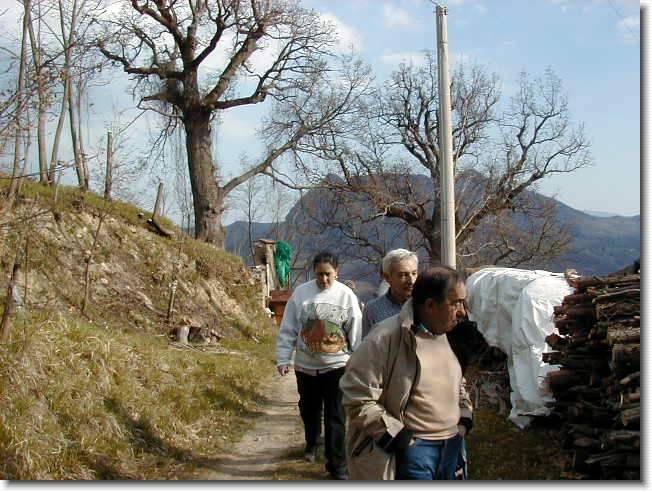 Clicca per scorrere le foto originali ingrandite