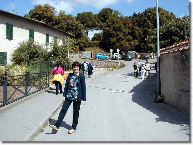 Clicca per scorrere le foto originali ingrandite