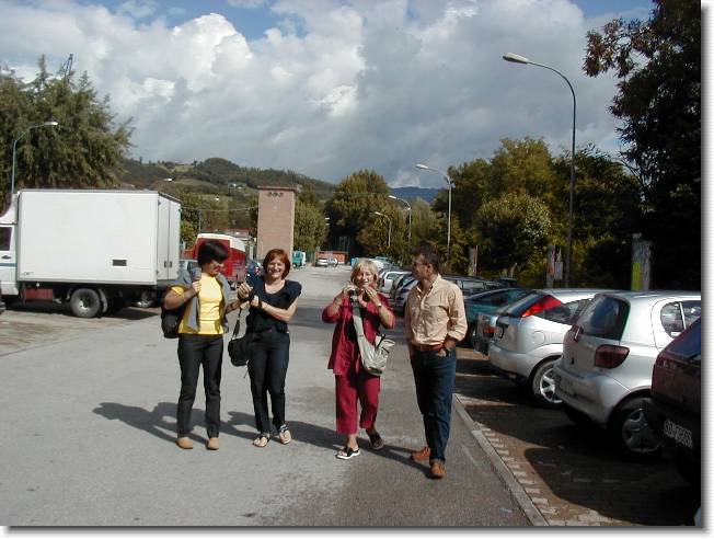 Clicca per scorrere le foto originali ingrandite