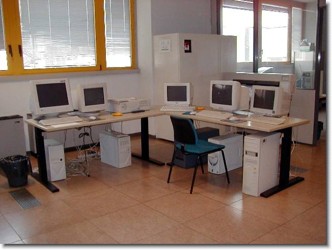 Clicca per scorrere le foto originali ingrandite