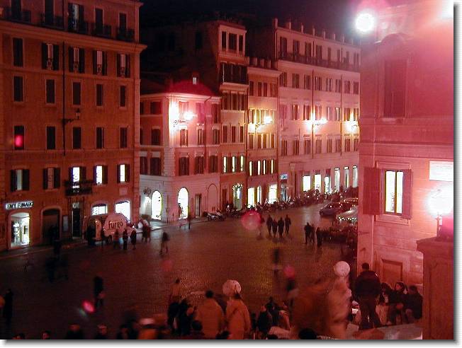 Clicca per scorrere le foto originali ingrandite