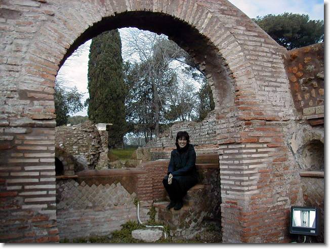 Clicca per scorrere le foto originali ingrandite