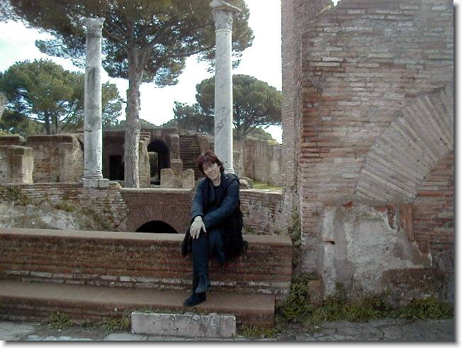 Clicca per scorrere le foto originali ingrandite