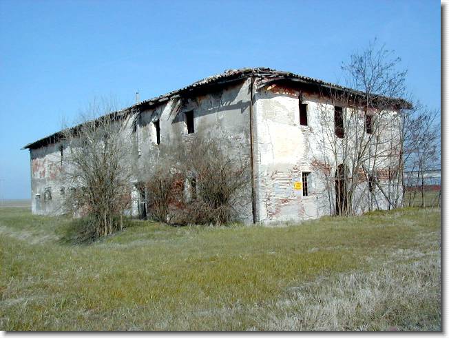 Clicca per scorrere le foto originali ingrandite