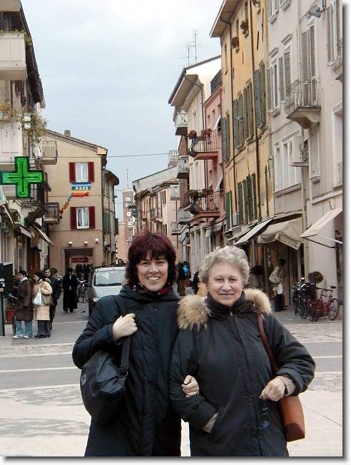 Clicca per scorrere le foto originali ingrandite