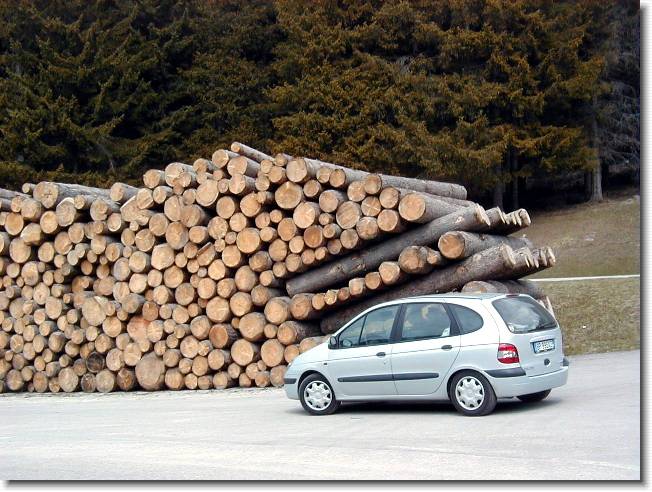 Clicca per scorrere le foto originali ingrandite