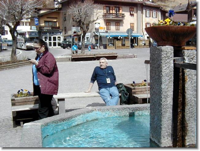Clicca per scorrere le foto originali ingrandite