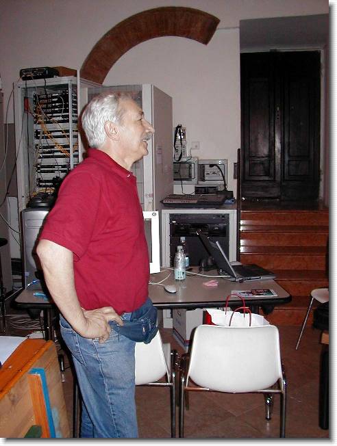 Clicca per scorrere le foto originali ingrandite