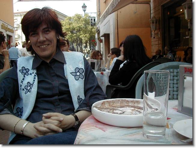Clicca per scorrere le foto originali ingrandite